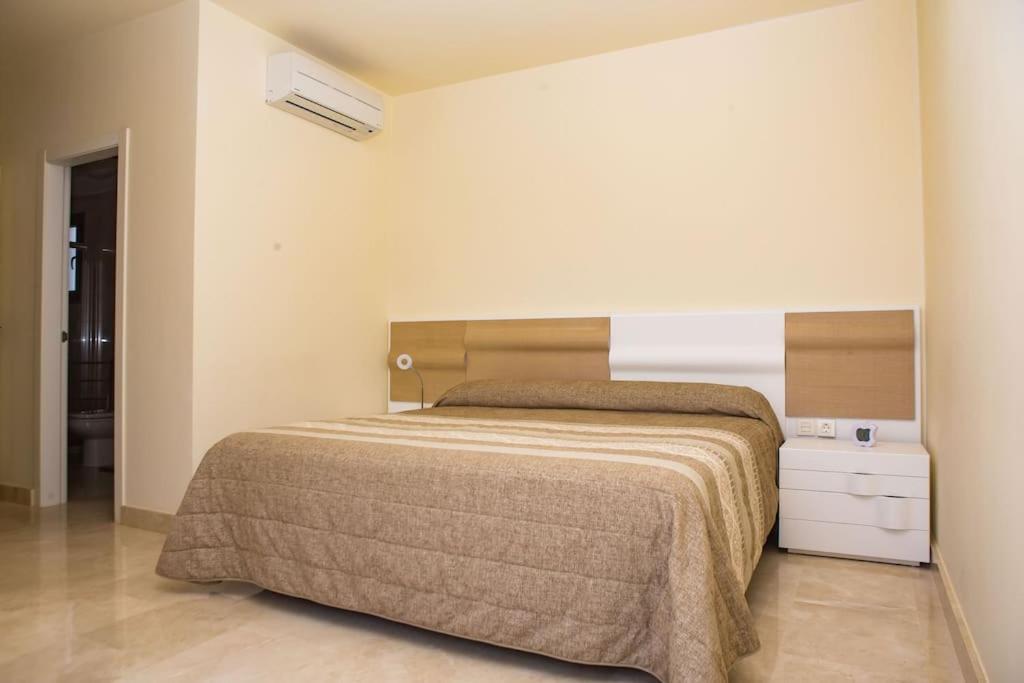 2 Bedrooms Apartment In Magnolia Golf Resort, La Caleta Costa Adeje  Exterior photo